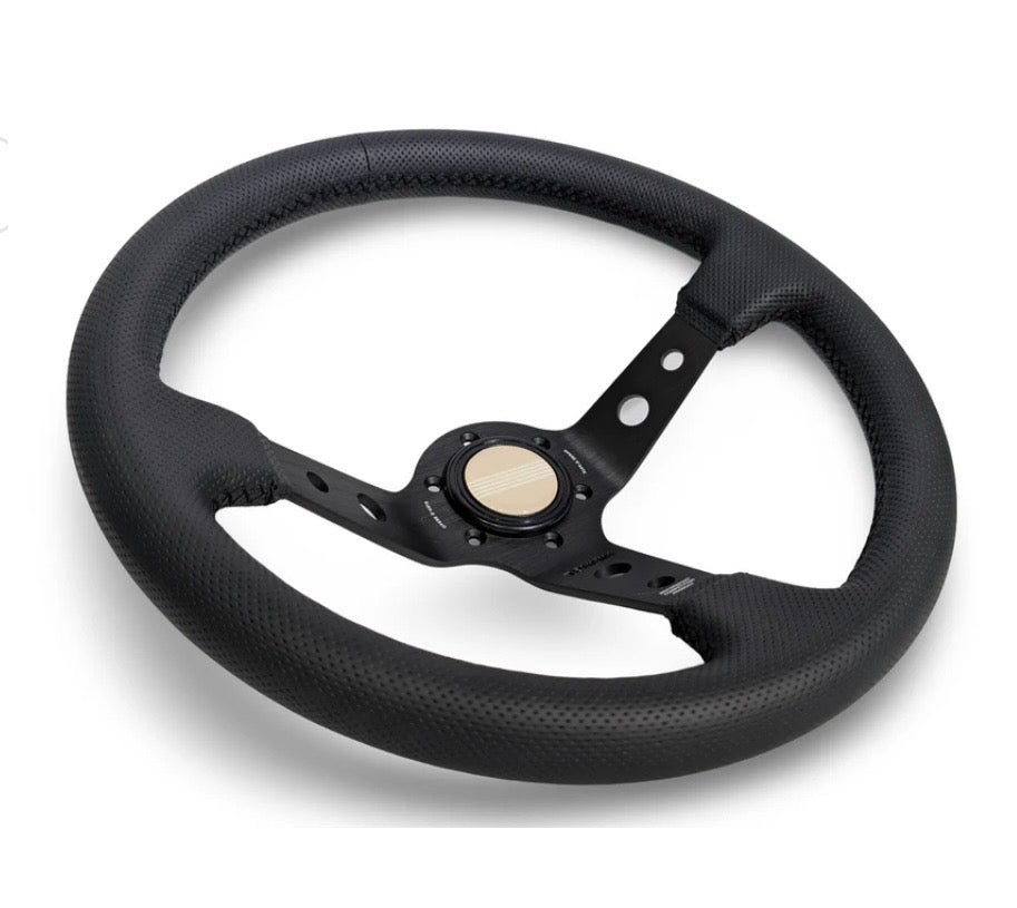 TK #1 。Steering Wheel 。Black Stitching 。Perforated Leather